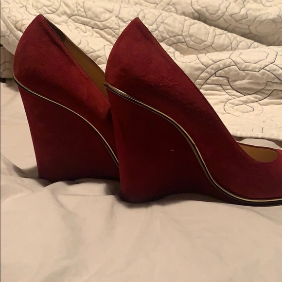 Shoes - Picture 3 of 6